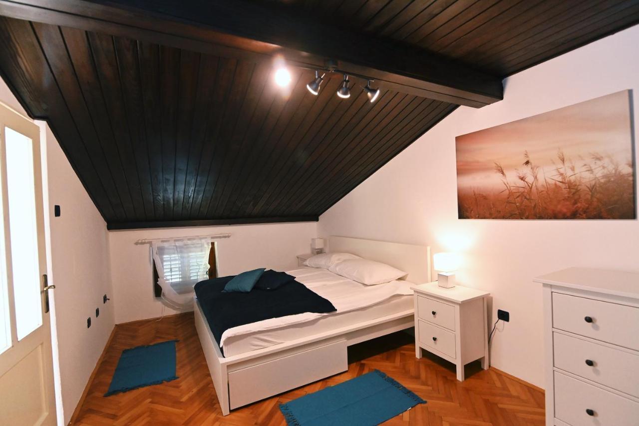 Villa Privatna Kuca Krimeja Fiume Esterno foto